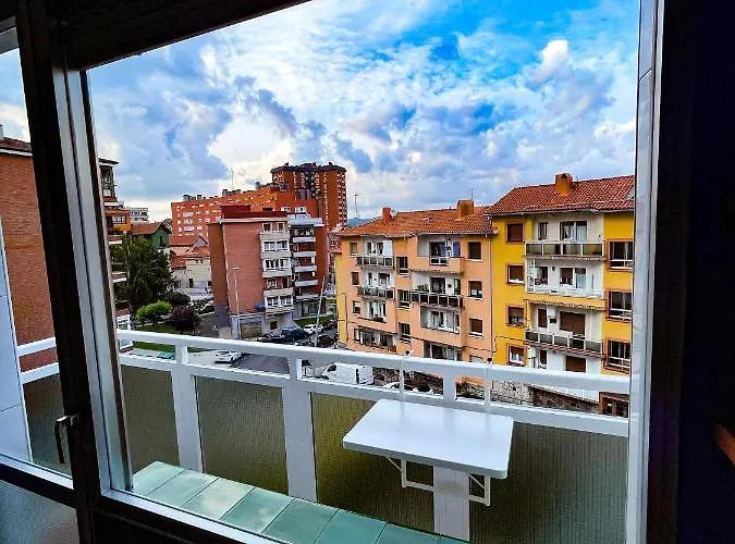 Apartment Bilbao/cruces A 10'bilbao/5' Bec Barakaldo